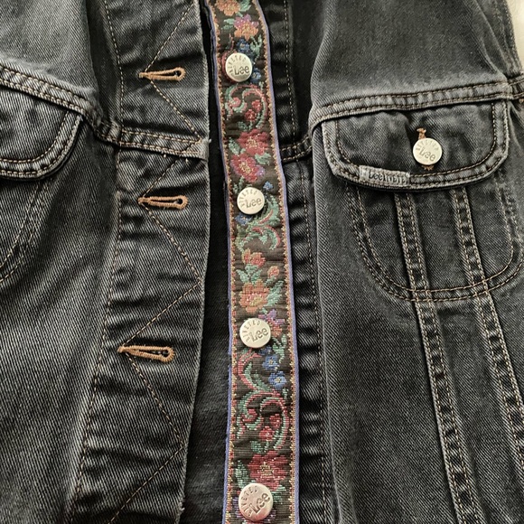 vintage black denim vest with velvet collar - Picture 3 of 3